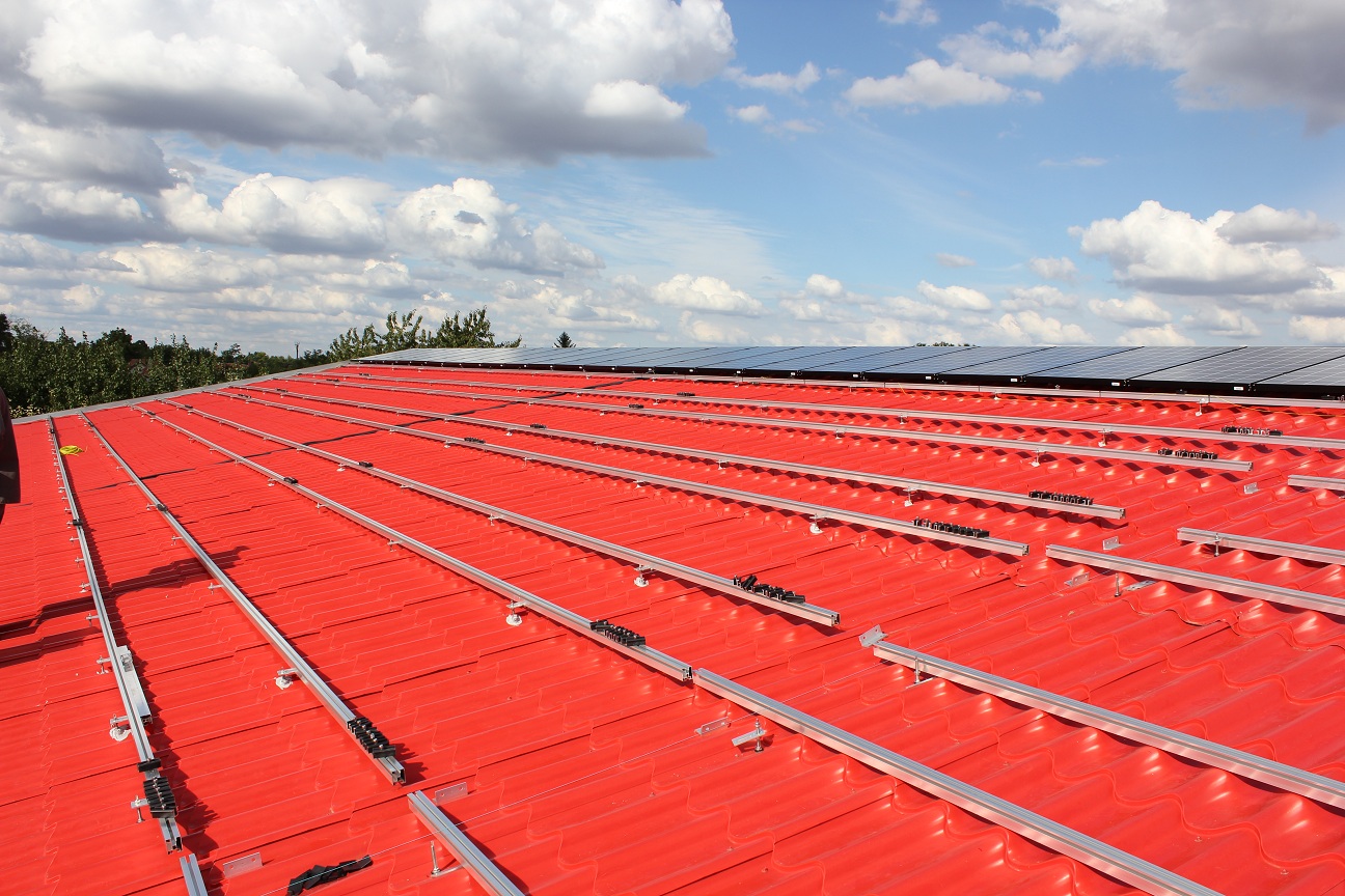 Instalacija 49kW On-Grid solarnog sistema JAKAB D.O.O Instalacija 49kW On-Grid solarnog sistema JAKAB D.O.O