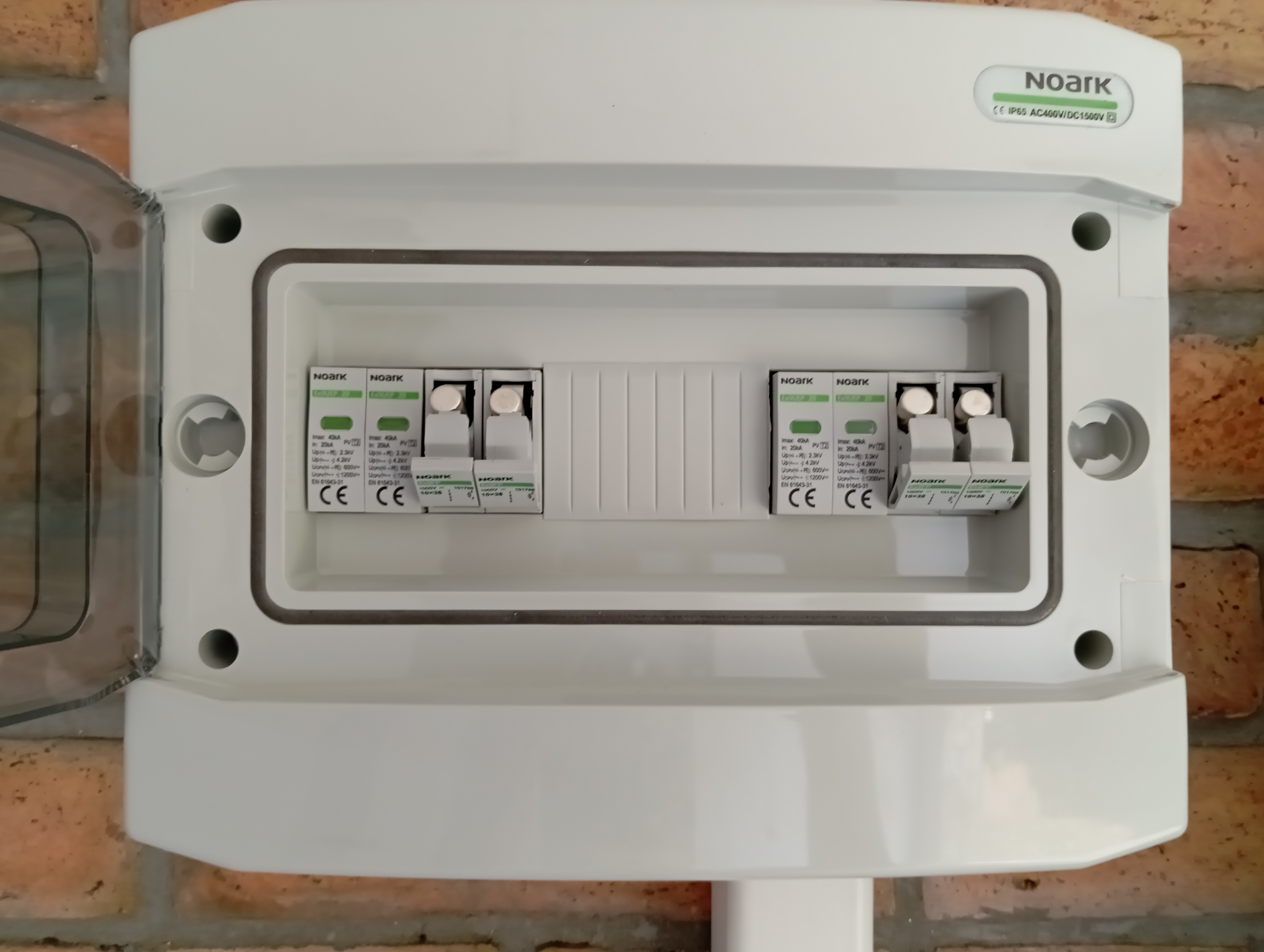Instalacija 10kW trofaznog On-Grid solarnog sistema 2025 godine Instalacija 10kW trofaznog On-Grid solarnog sistema 2025 godine