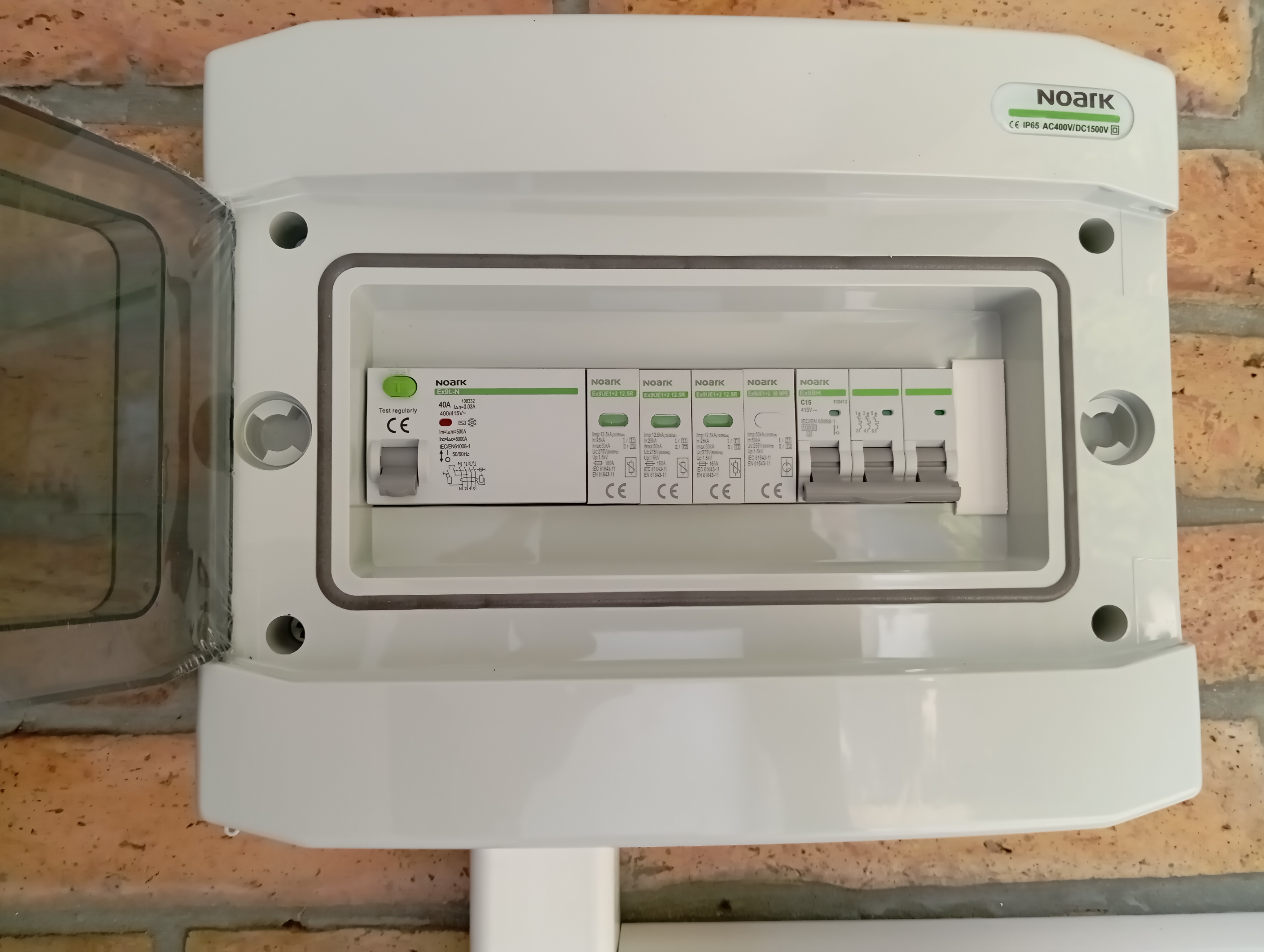 Instalacija 10kW trofaznog On-Grid solarnog sistema 2025 godine Instalacija 10kW trofaznog On-Grid solarnog sistema 2025 godine