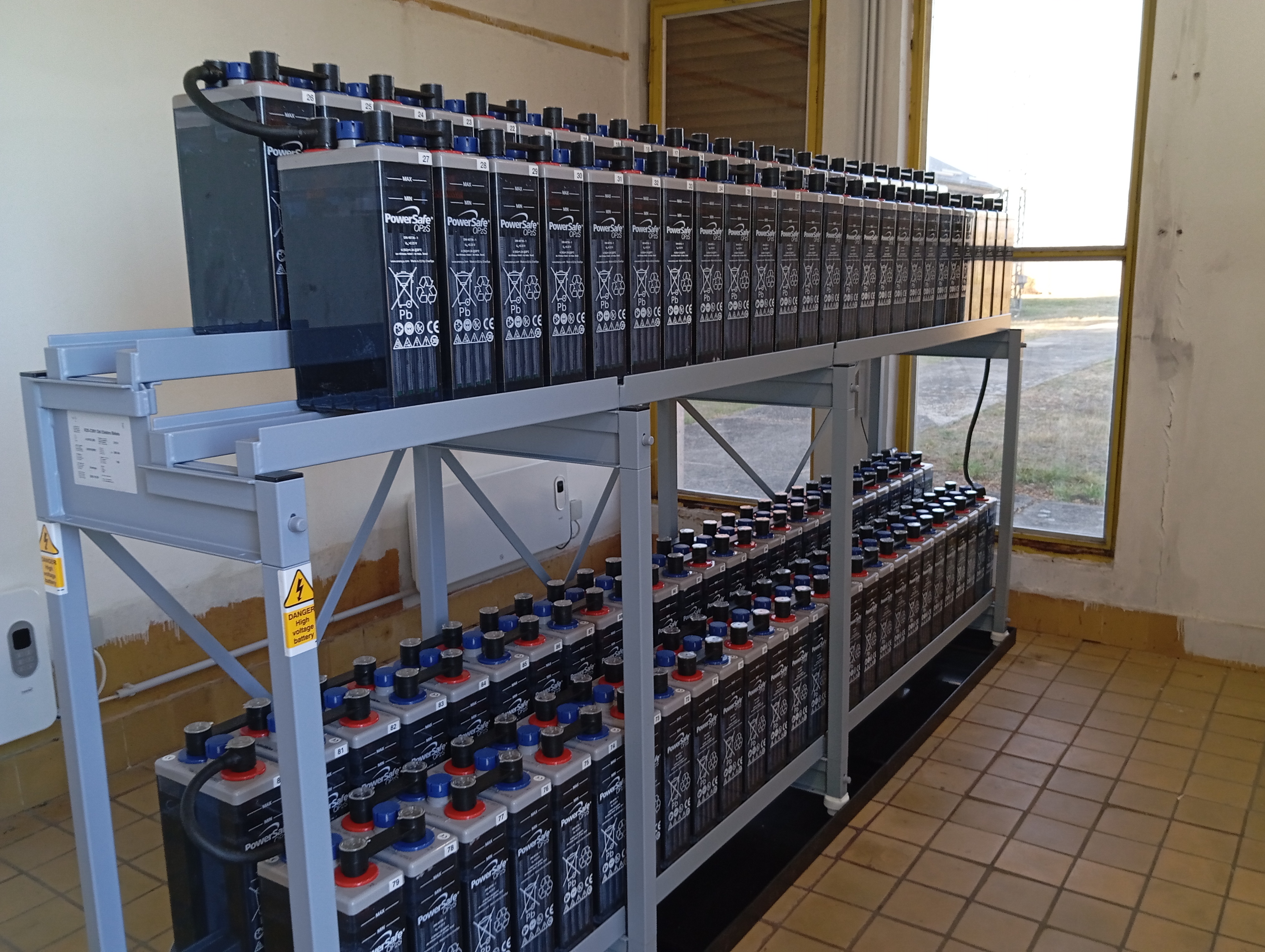 Montaža/Instalacija i puštanje u rad industrijskih stacionarnih akumulatora